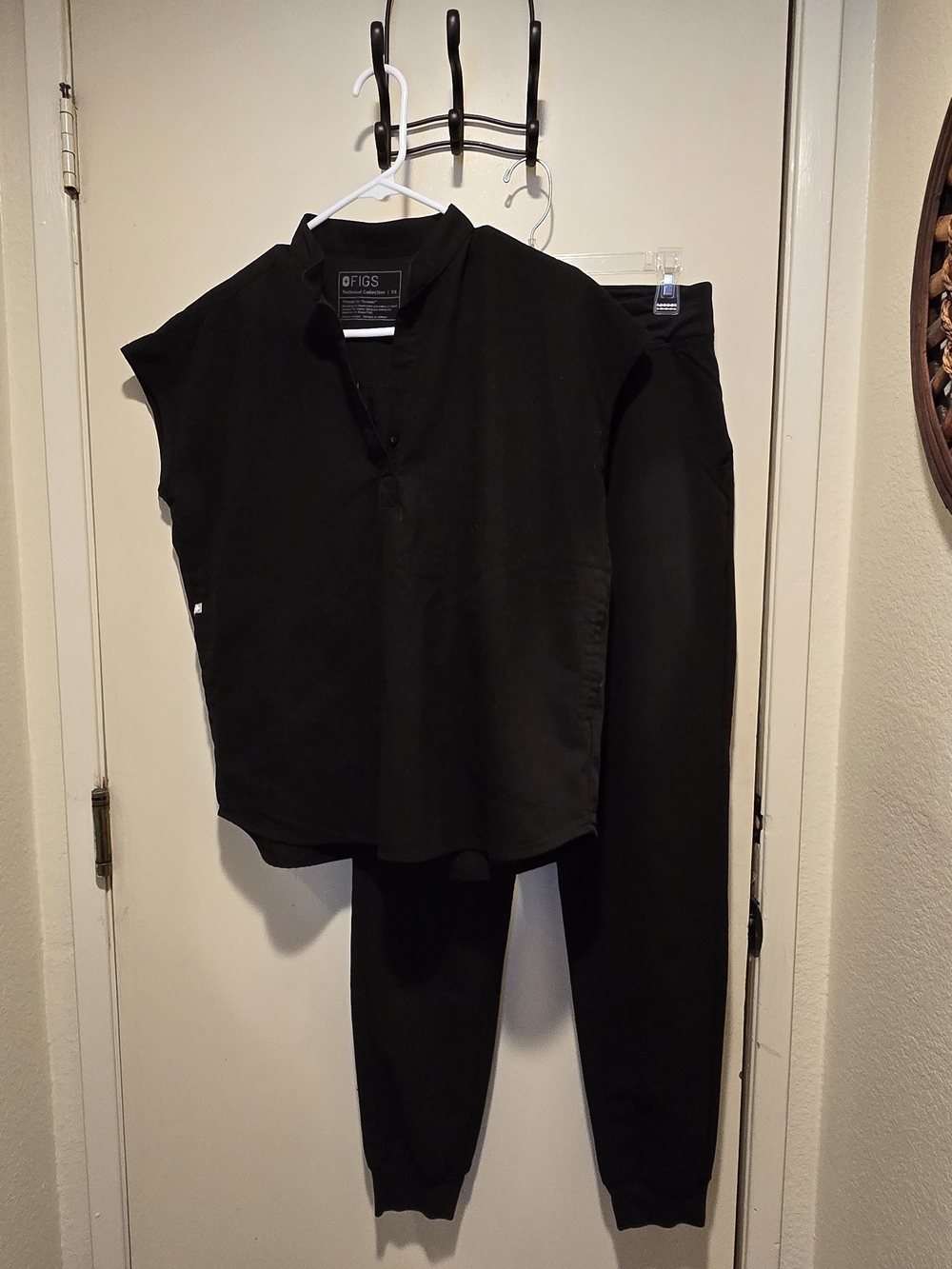 Figs Womens Scrub Set